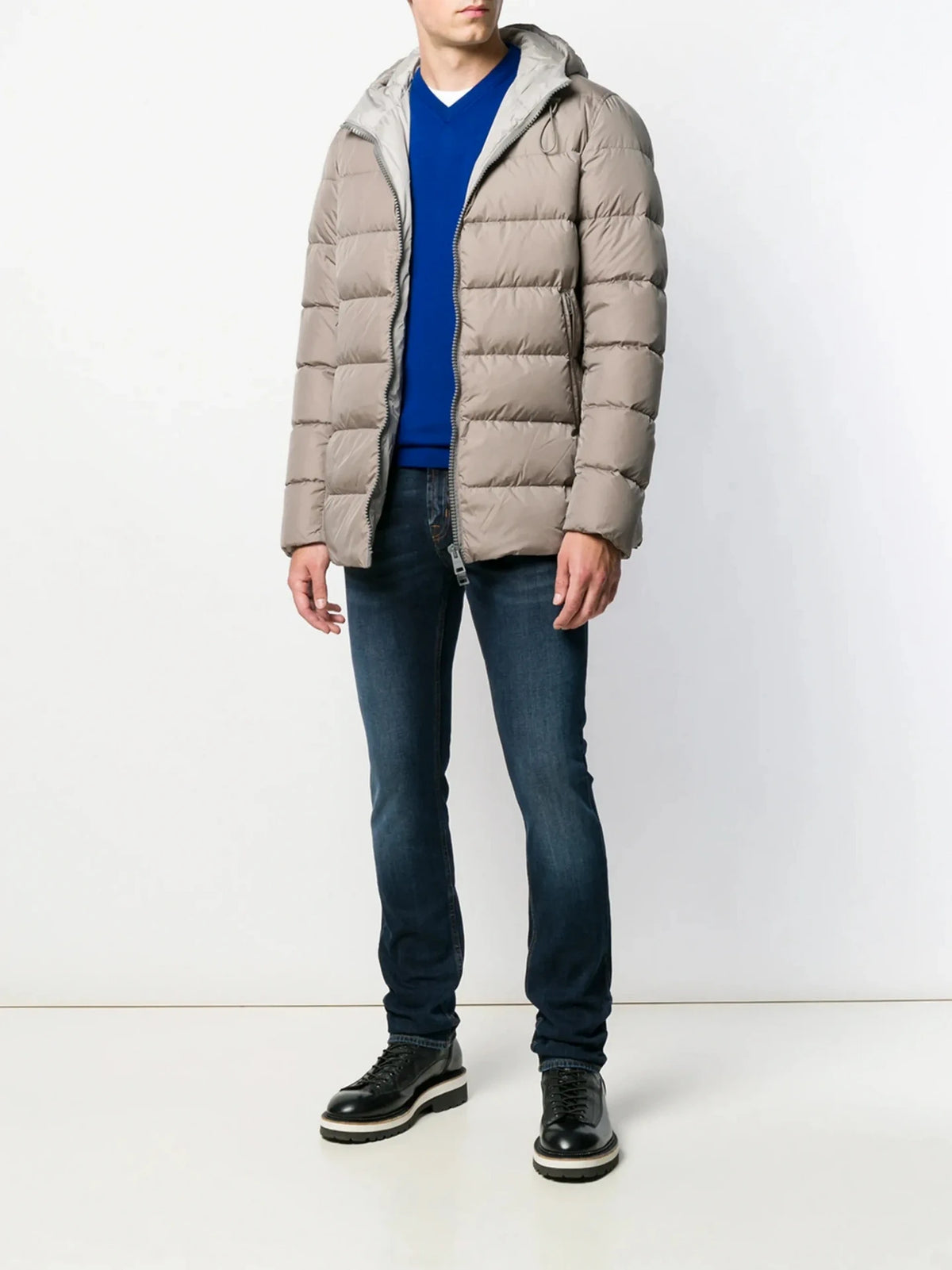 V-Neck Navy Blue Pullover