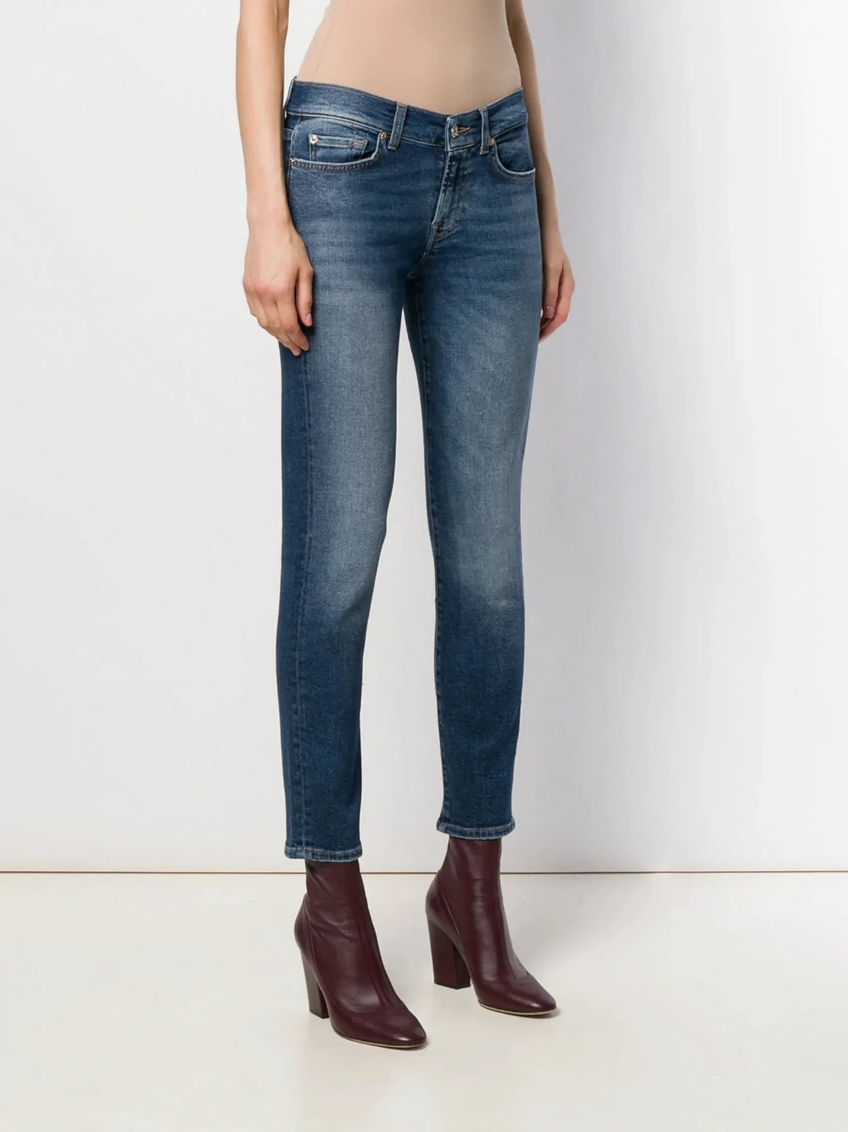 Mid Rise Roxanne Blue Jeans