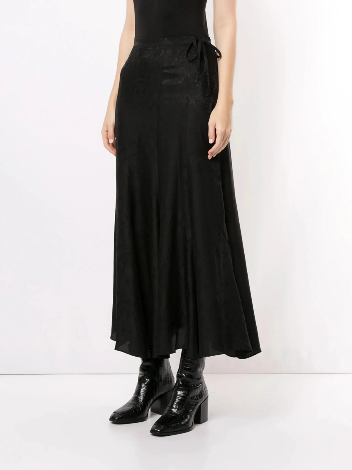 Jumpy Pytho Black Skirt
