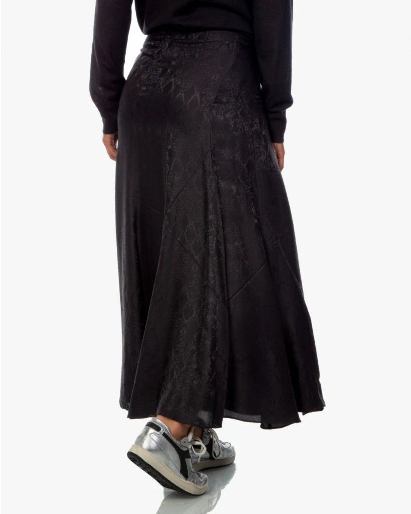 Jumpy Pytho Black Skirt