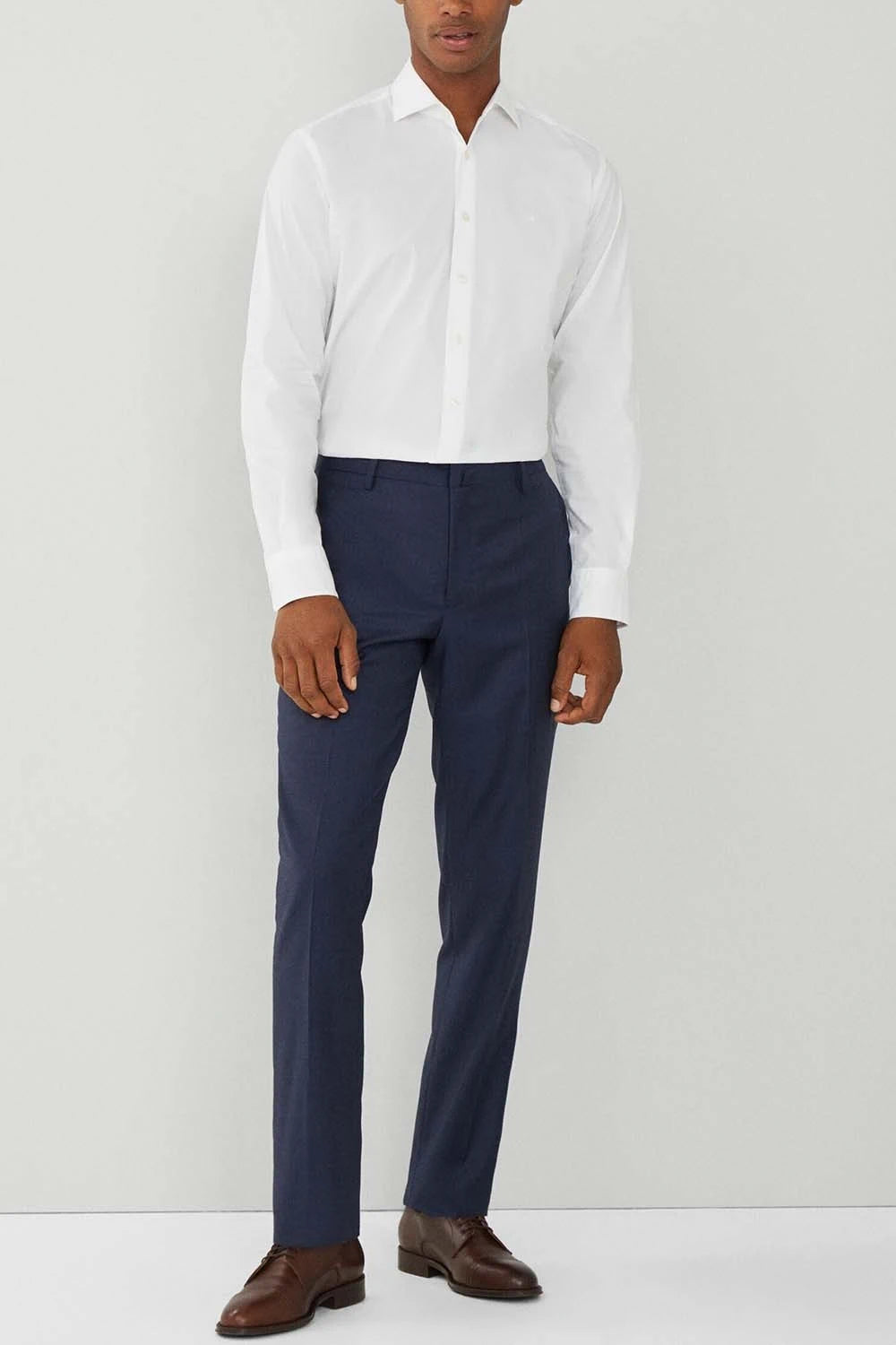 Essential Stretch White Shirt