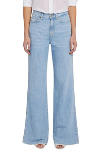 High-Waisted Light Blue Capri