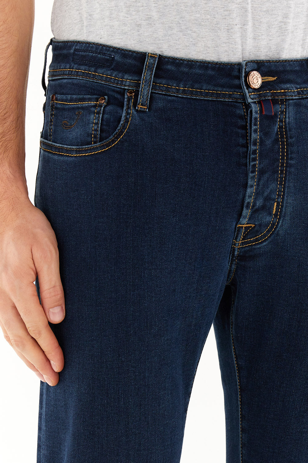 Bard LTD Regular-Slim 5 Pocket Jeans in Medium Blue Stretch Denim