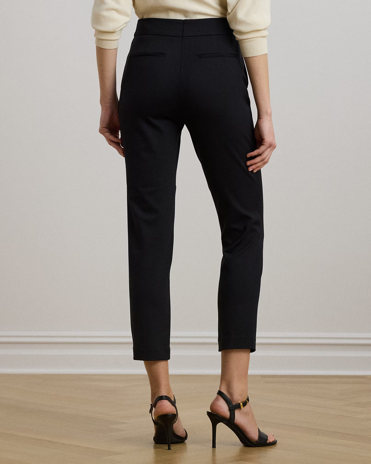 Zinleah Ankle Flat-Front Pants