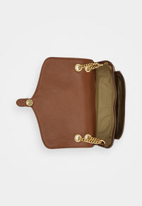 Bradley Medium Shoulder Bag