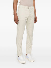 Logo-Patch Chinos