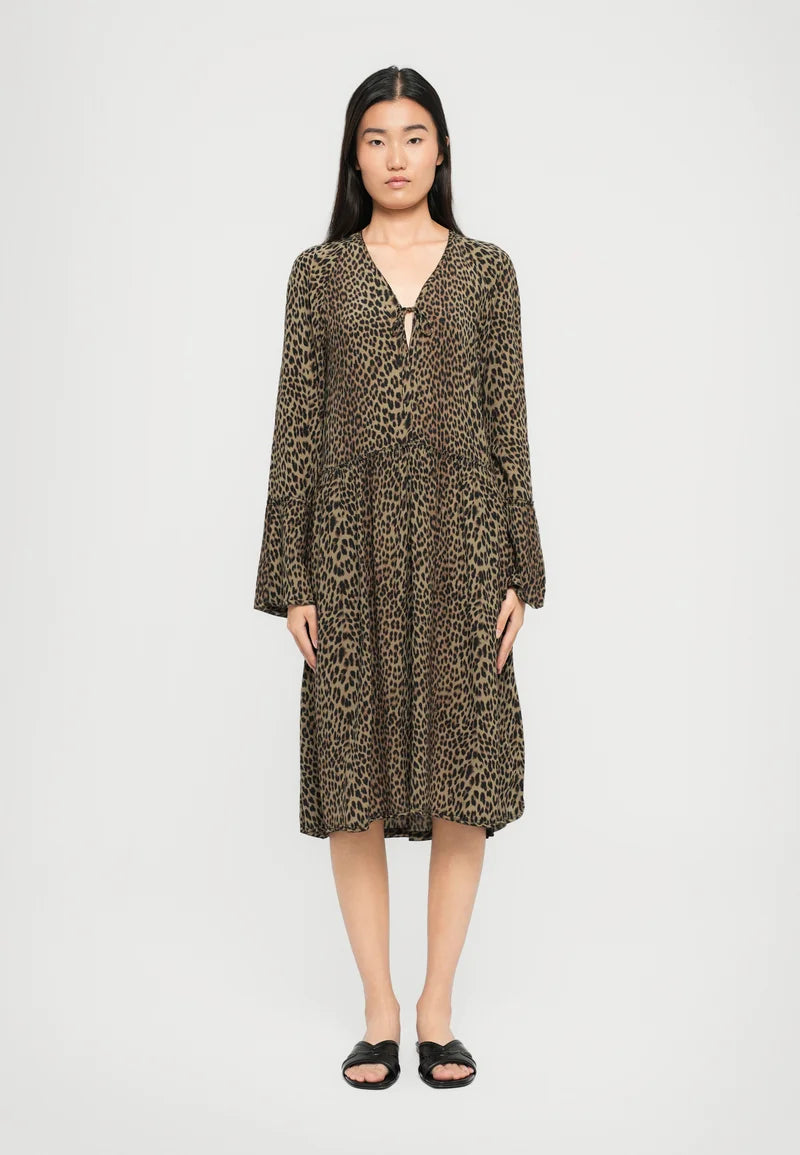 Rinas Soft Leo Dress