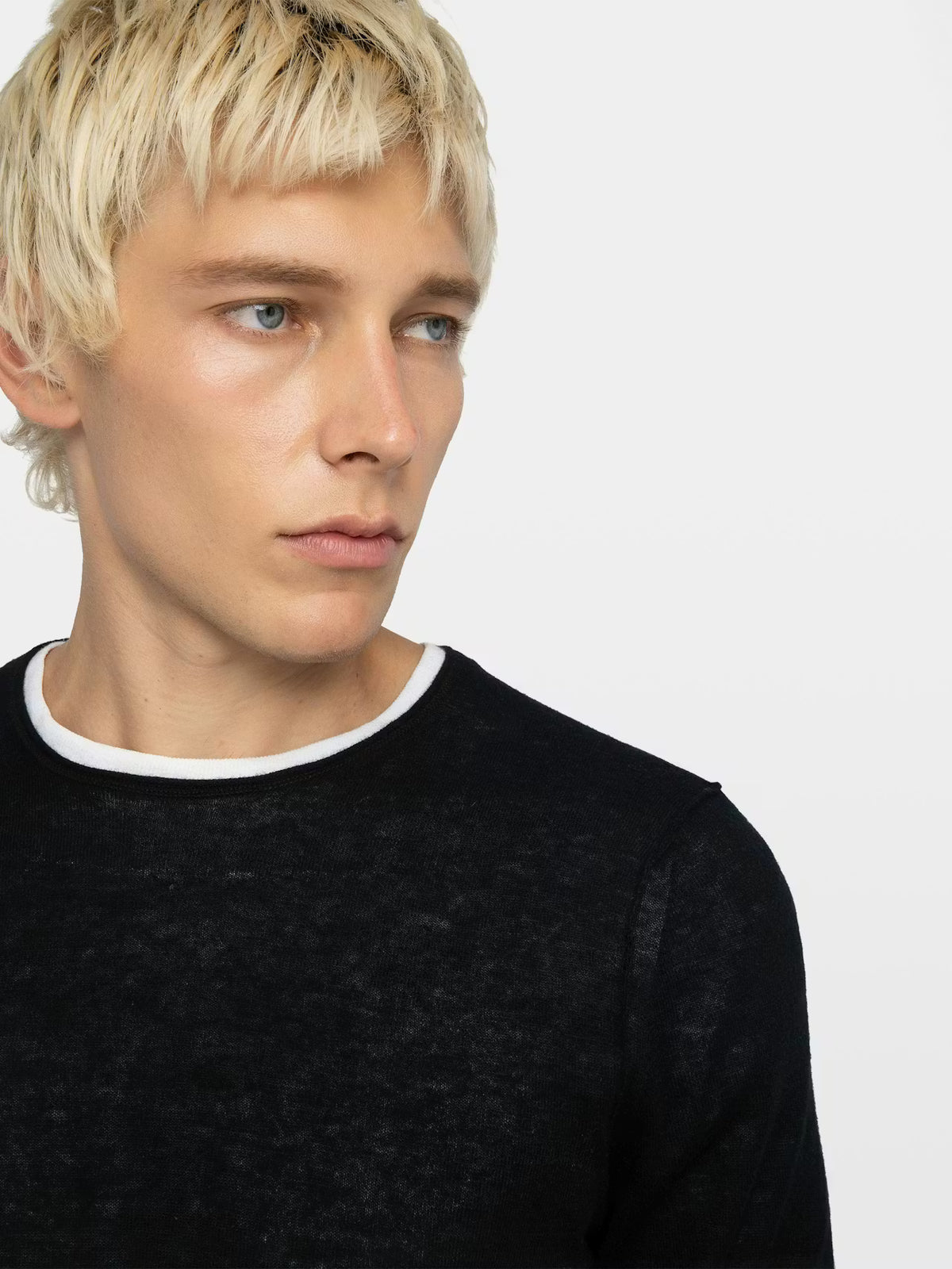 Teiss Black Sweater